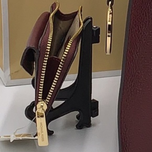 MICHAEL KORS JET SET TRAVEL SM CNR ZIP CARD HOLDER - Picture 8 of 15